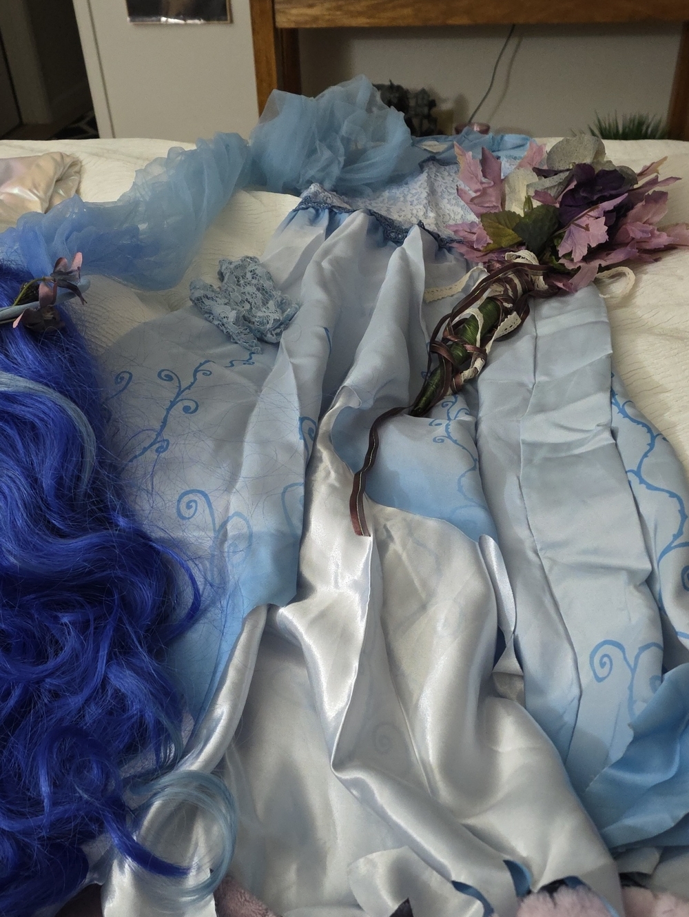 Spirit Costume Corpse BRIDE  Used 1x. Size Girls...8/10.. Complete In Bag.